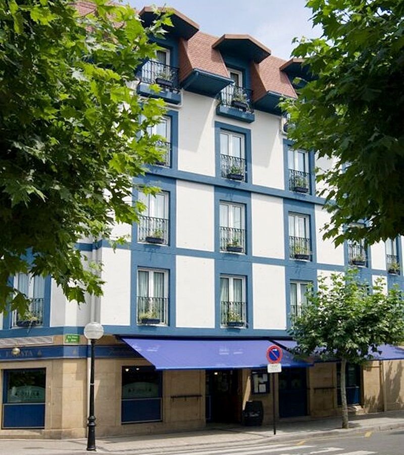Apartamentos Jauregui Хондаррибиа Экстерьер фото